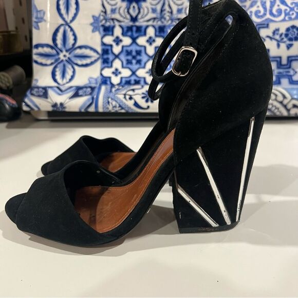 SCHUTZ leather made in Brazil chunky heels super cute - Picture 3 of 7